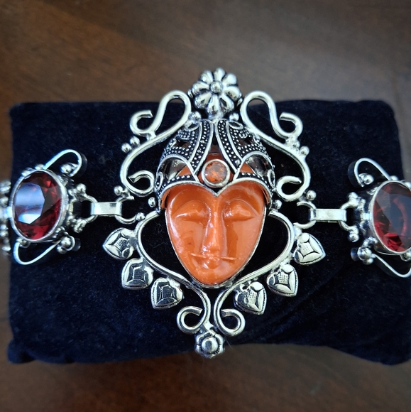 New Carved Red Goddess Face Garnet 925 Silver Bracelet. - Picture 7 of 16